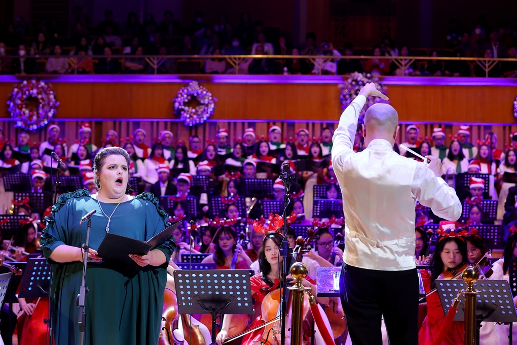 Mỹ Anh thăng hoa cùng giọng ca opera - Asa Jager - 4 Mỹ Anh thăng hoa cùng giọng ca opera - Asa Jager - 4