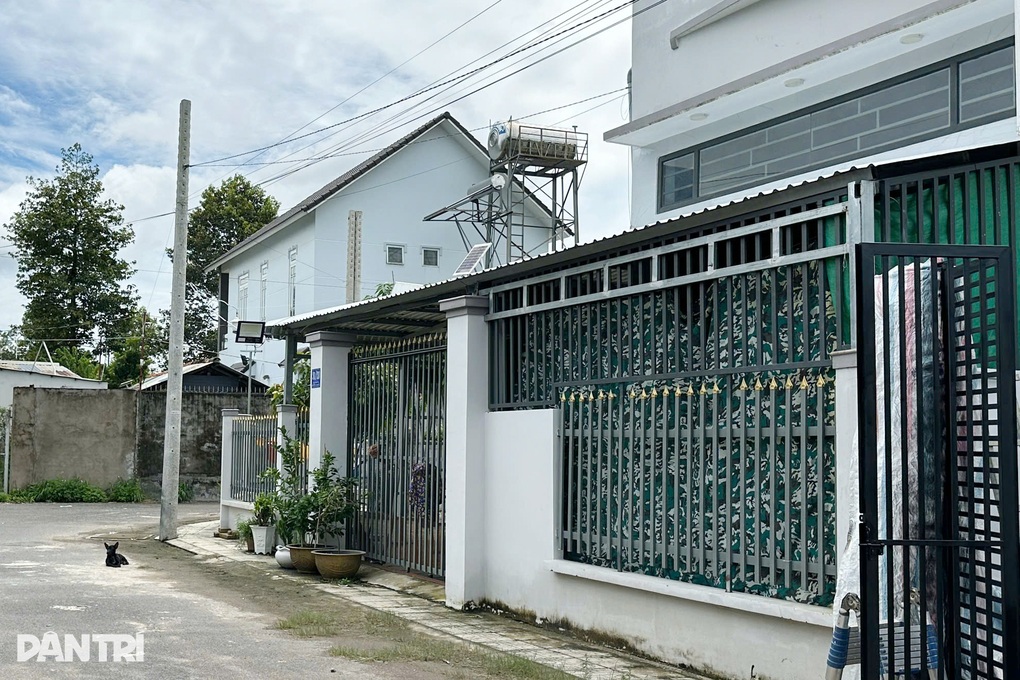 Vụ xây nhà trên đất người khác ở TPHCM: Tháo dỡ nếu thương lượng bất thành - 1