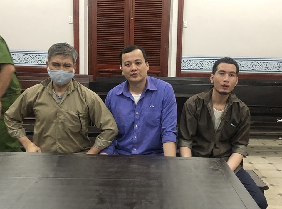 Con lĩnh án tử hình, cha mẹ suýt mất tiền tỷ - 1 Con lĩnh án tử hình, cha mẹ suýt mất tiền tỷ - 1