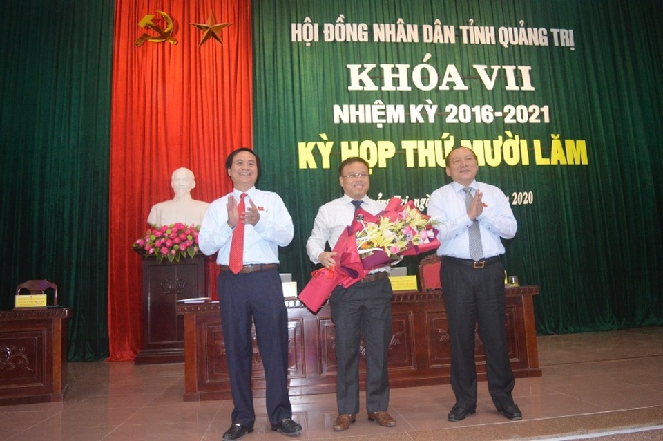 Thủ tướng phê chuẩn kết quả bầu Chủ tịch UBND tỉnh Quảng Trị - 2 Thủ tướng phê chuẩn kết quả bầu Chủ tịch UBND tỉnh Quảng Trị - 2