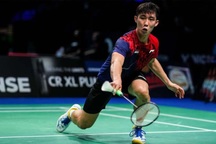 Tay vợt Singapore thắng dễ hạt giống Thái Lan ở giải cầu lông thế giới