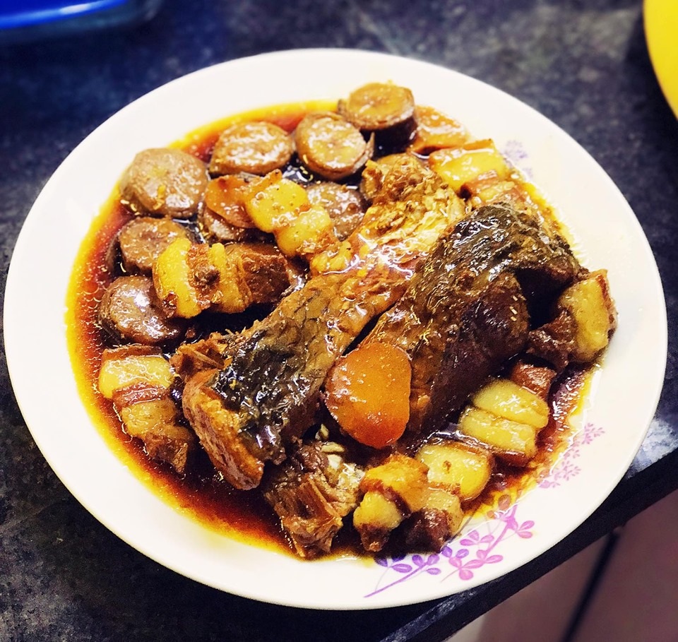 Cá trắm kho chuối xanh chuẩn vị truyền thống - 5