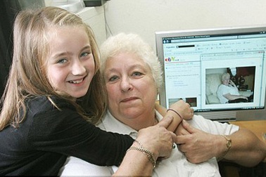 Xôn xao chuyện bé gái 10 tuổi rao bán bà trên mạng