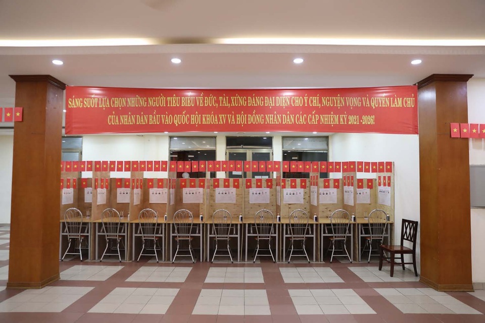 ĐH Quốc gia Hà Nội có hơn 900 cử tri là học sinh, sinh viên nội trú - 6 ĐH Quốc gia Hà Nội có hơn 900 cử tri là học sinh, sinh viên nội trú - 6