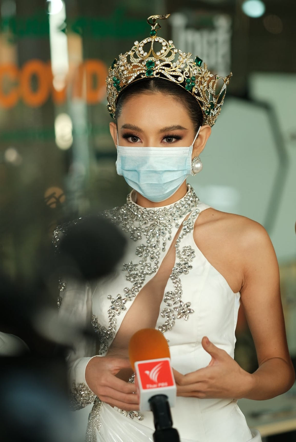 Hoa hậu Thùy Tiên: Ban tổ chức ngạc nhiên vì cô không chỉnh sửa sắc đẹp - 15 Hoa hậu Thùy Tiên: Ban tổ chức ngạc nhiên vì cô không chỉnh sửa sắc đẹp - 15