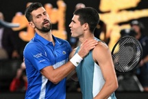 Djokovic cùng nhánh đấu bán kết Miami Open 2025 với Alcaraz