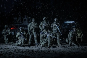 Nga "giương đông, kích tây", đánh lạc hướng Ukraine ở Pokrovsk?