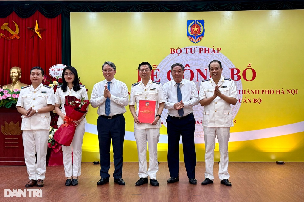 Ông Phạm Văn Dũng làm Trưởng Thi hành án dân sự TP Hà Nội
