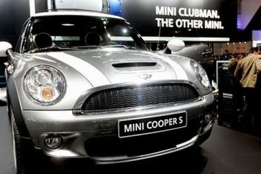 25 mẫu xe đi vào lịch sử ô tô hiện đại