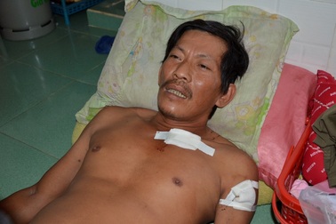 Bị đâm suýt chết vì can ngăn đánh nhau