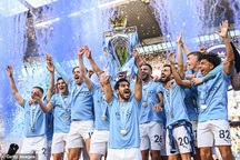 Thống kê đáng kinh ngạc của Man City sau mùa giải giành cú ăn 3 lịch sử