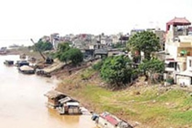 Kè 1km đoạn sông Hồng qua Hà Nội 