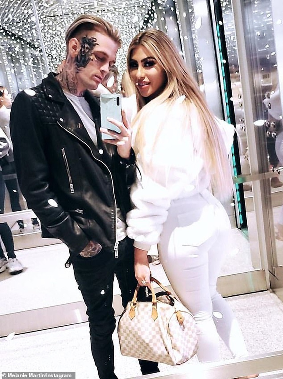 Aaron Carter hàn gắn với bạn gái cũ và đính hôn - 1 Aaron Carter hàn gắn với bạn gái cũ và đính hôn - 1