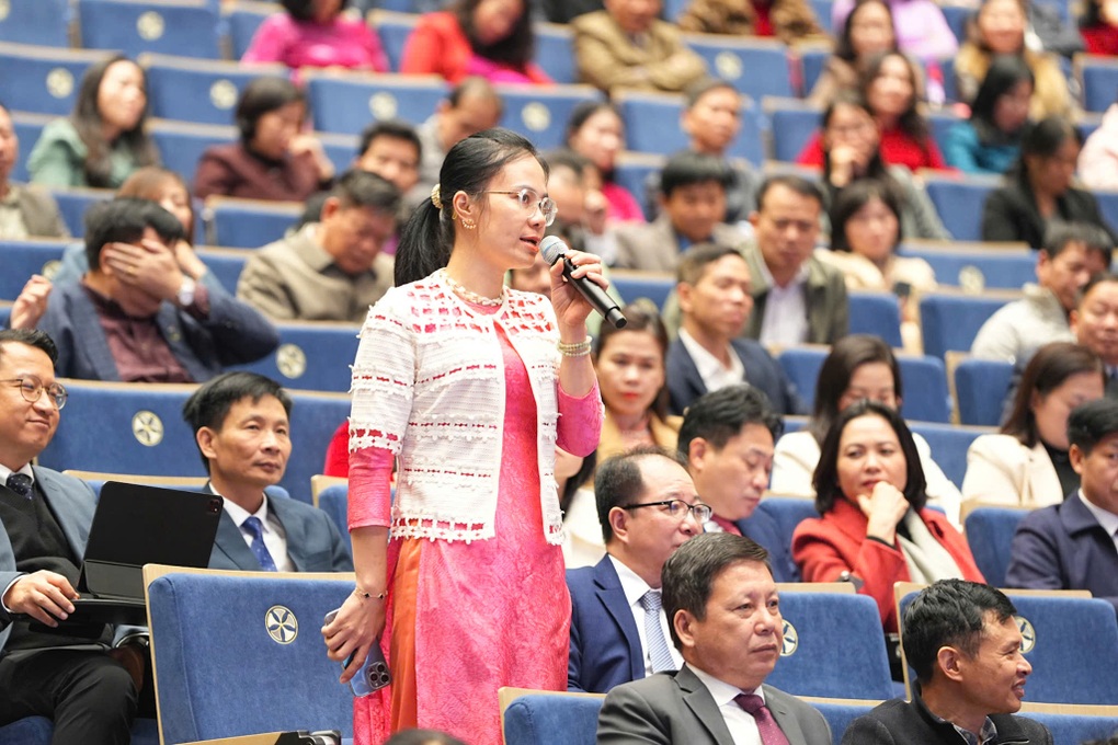 ថ្នាក់ដឹកនាំខេត្ត Hai Phong សន្យាដោះស្រាយការខ្វះខាតជាបន្តបន្ទាប់ក្នុងវិស័យអប់រំ - ៣ Lãnh đạo Hải phòng cam kết giải quyết loạt bất cập trong giáo dục - 3