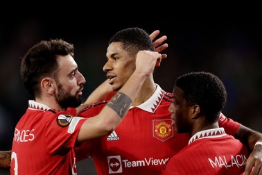 Man Utd vào tứ kết Europa League, Arsenal bị loại đầy cay đắng