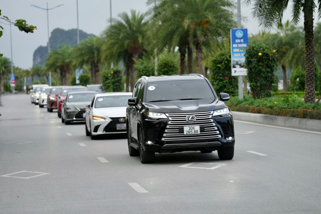 Khám phá thế giới xe Lexus đẳng cấp tại Hà Nội - 4 Khám phá thế giới xe Lexus đẳng cấp tại Hà Nội - 4