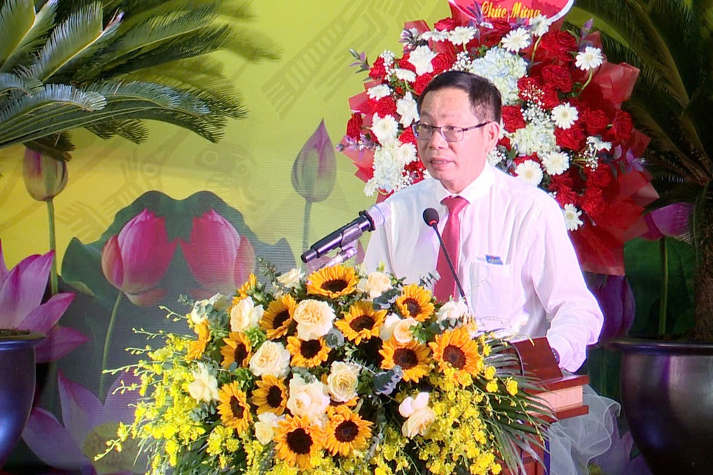 Giám đốc Sở Nội vụ: Phường Kinh Môn cần giao nhiệm vụ cho từng đảng viên - 2 Giám đốc Sở Nội vụ: Phường Kinh Môn cần giao nhiệm vụ cho từng đảng viên - 2