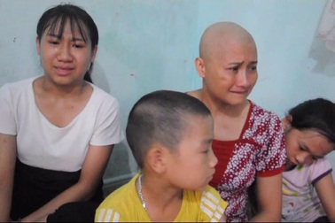 Bố con chết rồi, mẹ lại ung thư, 3 chị em mờ mịt tương lai