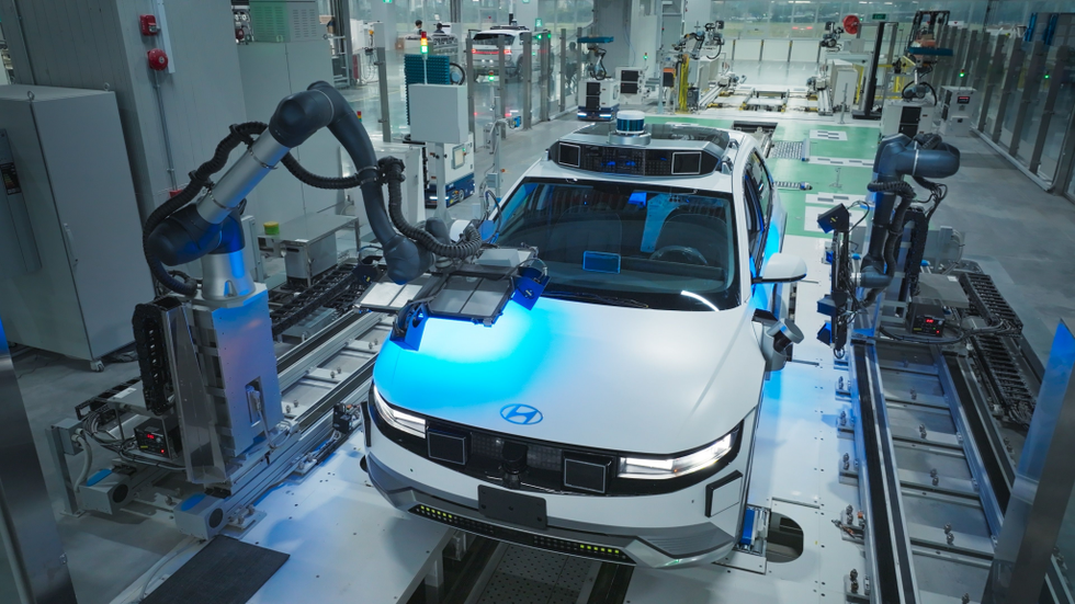 Lãnh đạo Hyundai và Toyota hẹn gặp mặt: Sẽ có cú bắt tay lịch sử? - 4 Lãnh đạo Hyundai và Toyota hẹn gặp mặt: Sẽ có cú bắt tay lịch sử? - 4