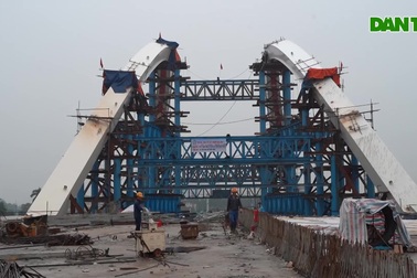 Đại công trường xây dựng cầu Rào trên sông Lạch Tray hơn 2.200 tỷ đồng