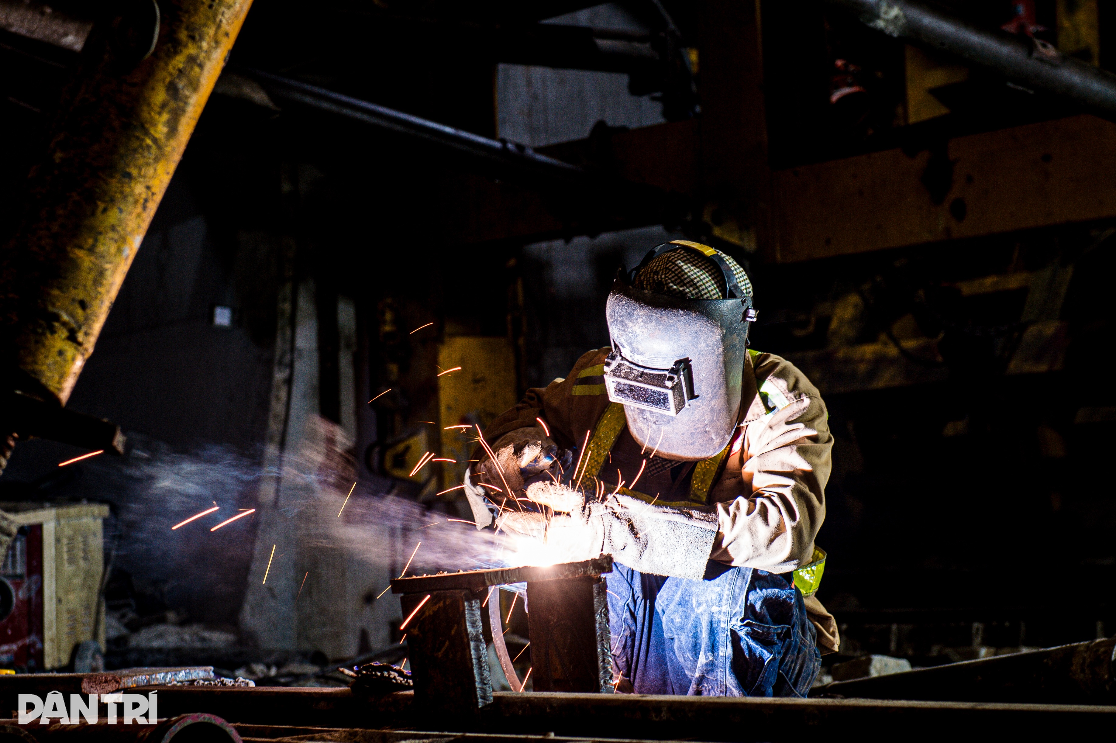 ធ្វើការកាត់ Tet នៅផ្លូវរូងភ្នំ Vung ផ្លូវ Cam Lam - Vinh Hao Expressway ប្តេជ្ញាបញ្ចប់មុនម៉ោង ៨ Làm xuyên Tết ở hầm núi Vung, cao tốc Cam Lâm - Vĩnh Hảo quyết về đích sớm - 8