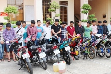 Ngăn chặn kịp thời hàng chục quái xế chuẩn bị đua xe trái phép