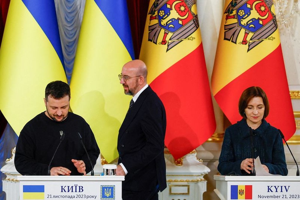 Thế bất lợi của Ukraine, thời cơ cho Nga - 1 Thế bất lợi của Ukraine, thời cơ cho Nga - 1