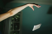 Mỹ: Gen Z rủ nhau từ bỏ mạng xã hội