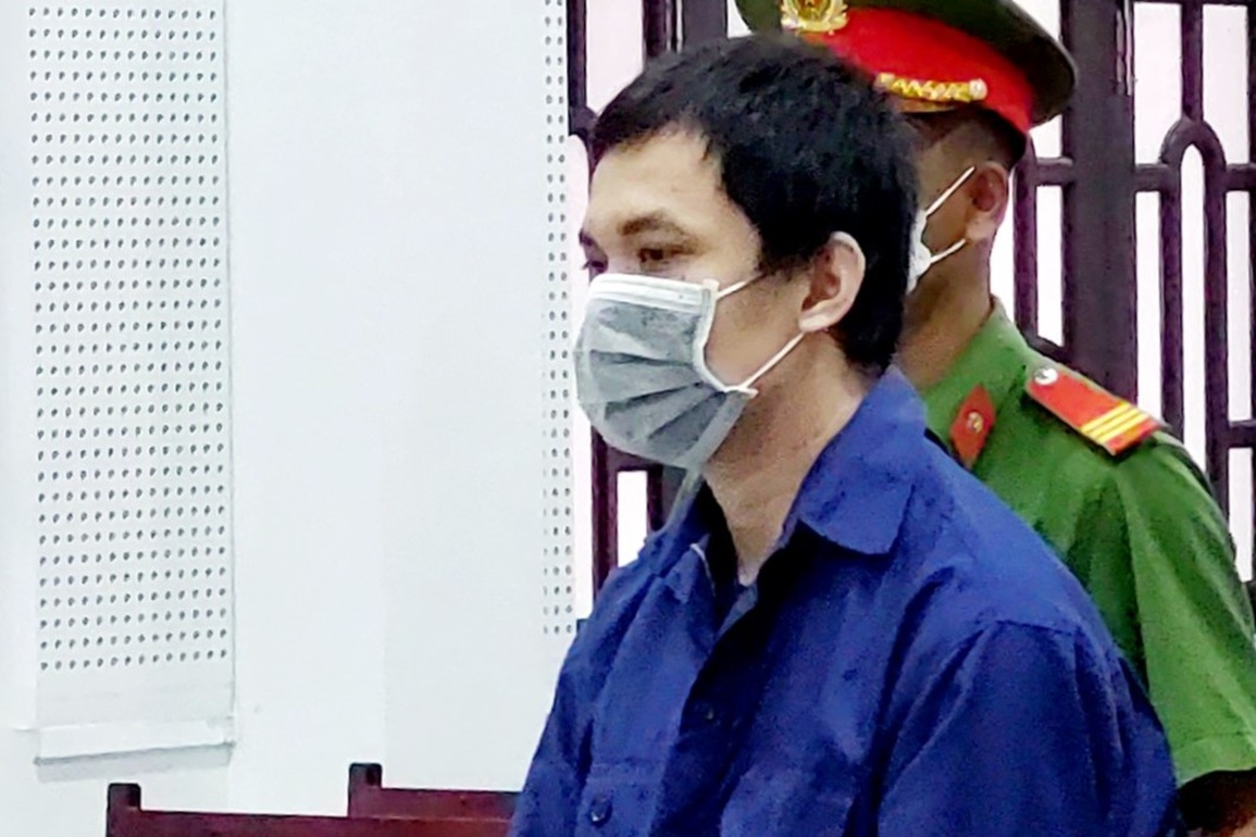 Lĩnh 20 năm tù, bồi thường tiền tỷ vì làm giả giấy tờ để lừa đảo - 1 Lĩnh 20 năm tù, bồi thường tiền tỷ vì làm giả giấy tờ để lừa đảo - 1