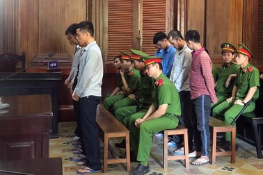 Thiếu niên bị giết vì bảo vệ cha