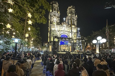 Đêm Giáng sinh tại nhà thờ Kẻ Sét 112 năm tuổi