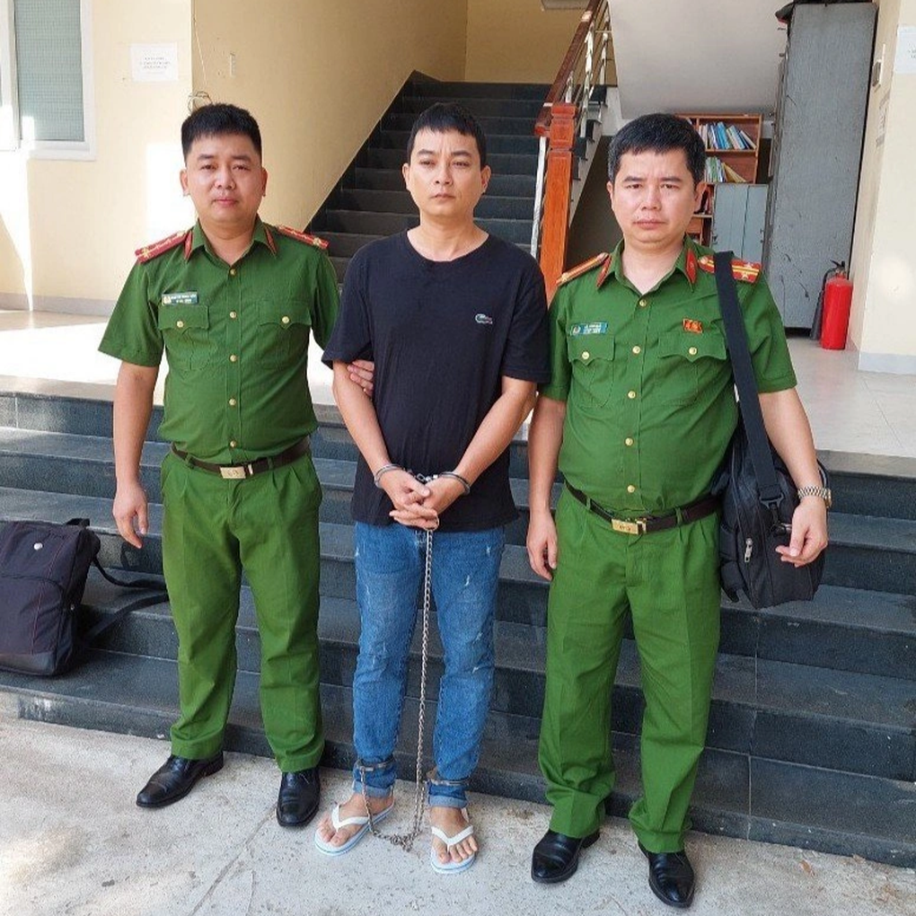 Đã bắt được cán bộ ngân hàng bị truy nã đặc biệt - 1 Đã bắt được cán bộ ngân hàng bị truy nã đặc biệt - 1