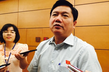 Bộ trưởng Thăng: “Địa phương có quyền bỏ thu phí bảo trì đường bộ”