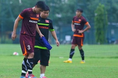 Mạnh Hùng kịp bình phục trước vòng chung kết châu Á