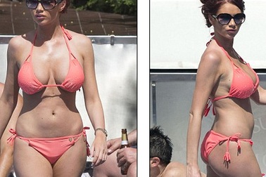 Người đẹp xứ sương mù khoe thân hình nảy nở