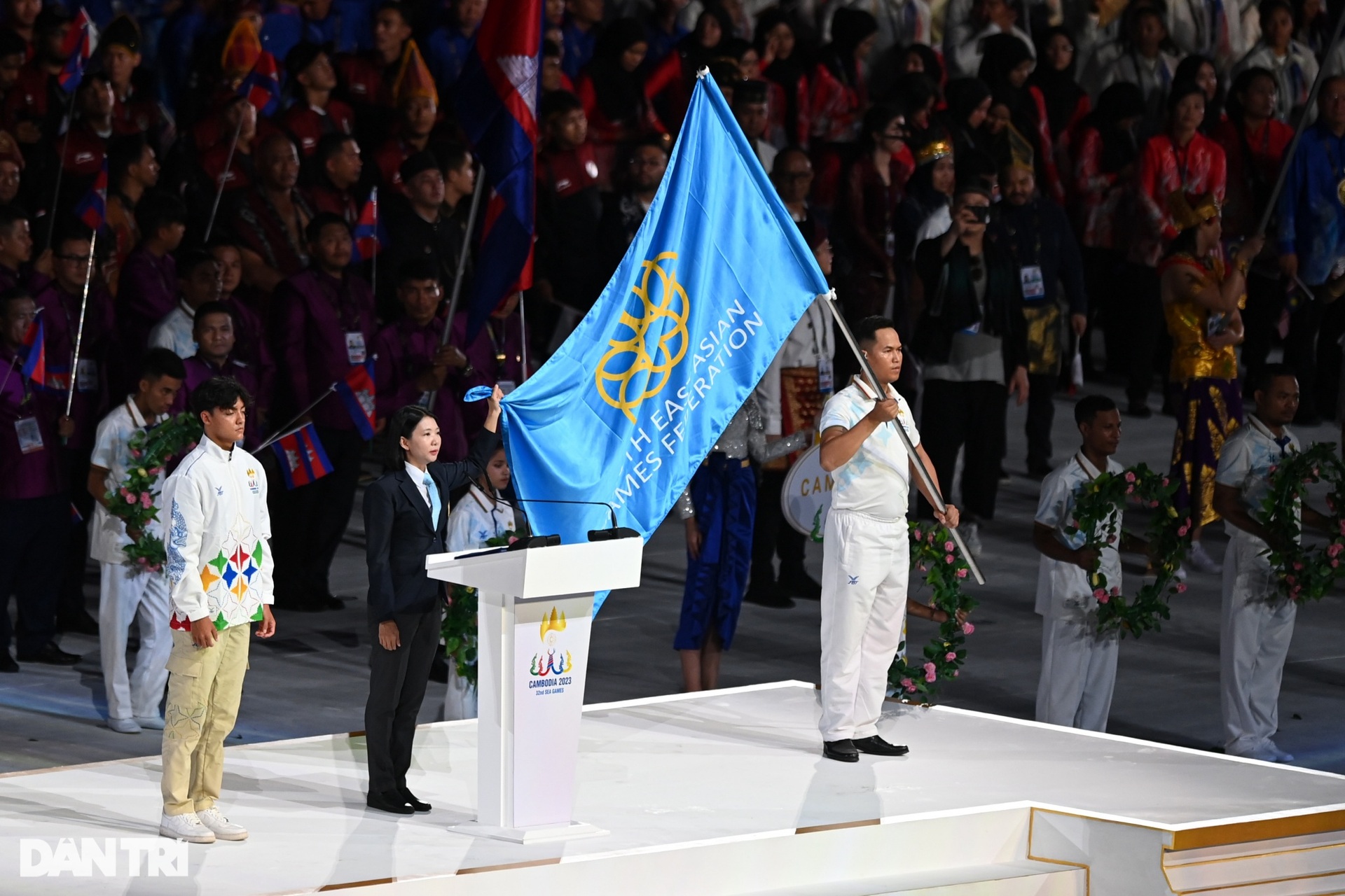 Toàn cảnh lễ khai mạc đẳng cấp, mang tầm cỡ Olympic mở màn cho SEA Games 32 - 15 Toàn cảnh lễ khai mạc đẳng cấp, mang tầm cỡ Olympic mở màn cho SEA Games 32 - 15
