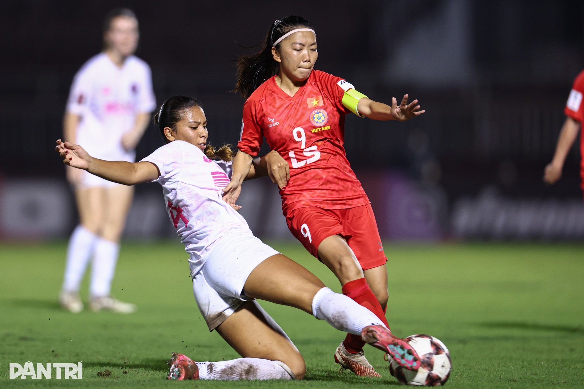 Khoảnh khắc Huỳnh Như sắm vai người hùng ở Cúp C1 châu Á - 6