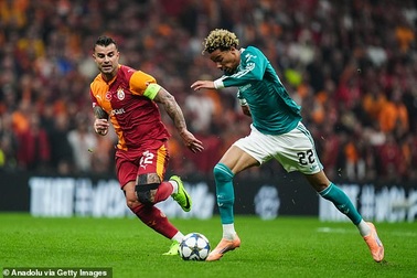 Liverpool bất ngờ thua trận thứ hai liên tiếp, CĐV vô cùng phẫn nộ