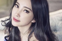 Quay lại cuộc sống độc thân, Lý Băng Băng vẫn xinh đẹp và quyến rũ