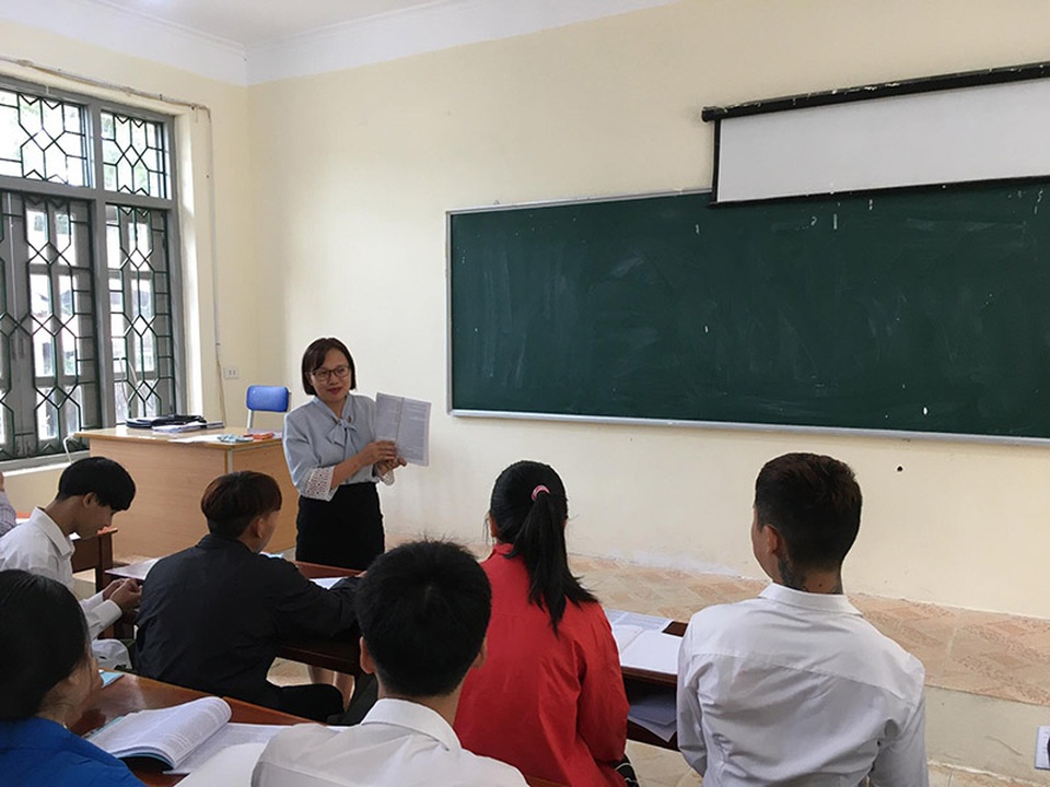 Cô giáo dạy nghề vùng cao ước mơ học sinh không chỉ học để biết mặt chữ - 4 Cô giáo dạy nghề vùng cao ước mơ học sinh không chỉ học để biết mặt chữ - 4