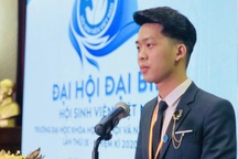 Nam sinh ĐH Quốc gia Hà Nội tốt nghiệp loại Giỏi cùng lúc 2 ngành học