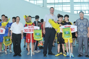 Sôi động giải bóng ném trung học cơ sở Hà Nội