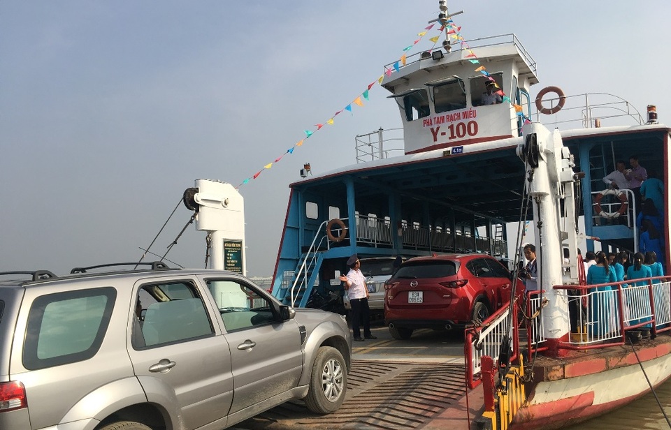 Phà tạm Rạch Miễu chính thức hoạt động - 2 Phà tạm Rạch Miễu chính thức hoạt động - 2