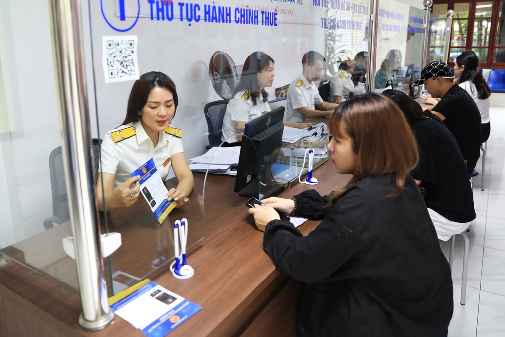 Cục Thuế Hà Nội xử lý 1.200 vụ vi phạm, truy thu hơn 144 tỷ đồng - 1 Cục Thuế Hà Nội xử lý 1.200 vụ vi phạm, truy thu hơn 144 tỷ đồng - 1