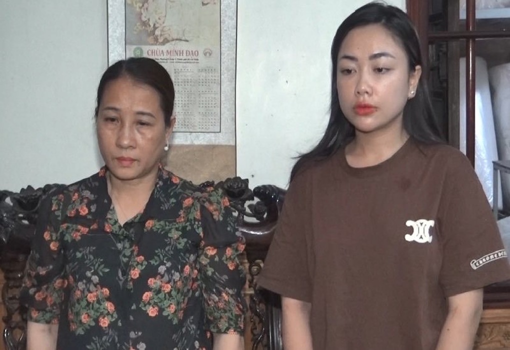 Ôm trái đắng khi mua hàng hiệu của các hotgirl - 2 Ôm trái đắng khi mua hàng hiệu của các hotgirl - 2