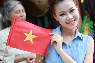 Trương Tùng Lan tự tin trước ngày lên đường dự thi Hoa hậu