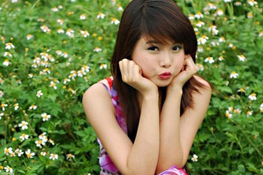 Rạng ngời nét đẹp nữ sinh ĐH Công nghiệp HN