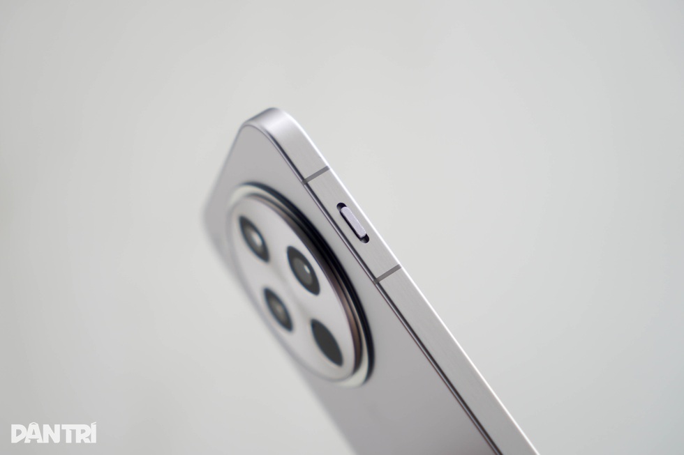 Đánh giá Oppo Find X8: Đối thủ cạnh tranh của iPhone 16, Galaxy S24 - 3 Đánh giá Oppo Find X8: Đối thủ cạnh tranh của iPhone 16, Galaxy S24 - 3