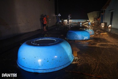 Bão Kalmaegi tàn phá Gia Lai: Làng chài tan hoang, nhiều nhà sập đổ