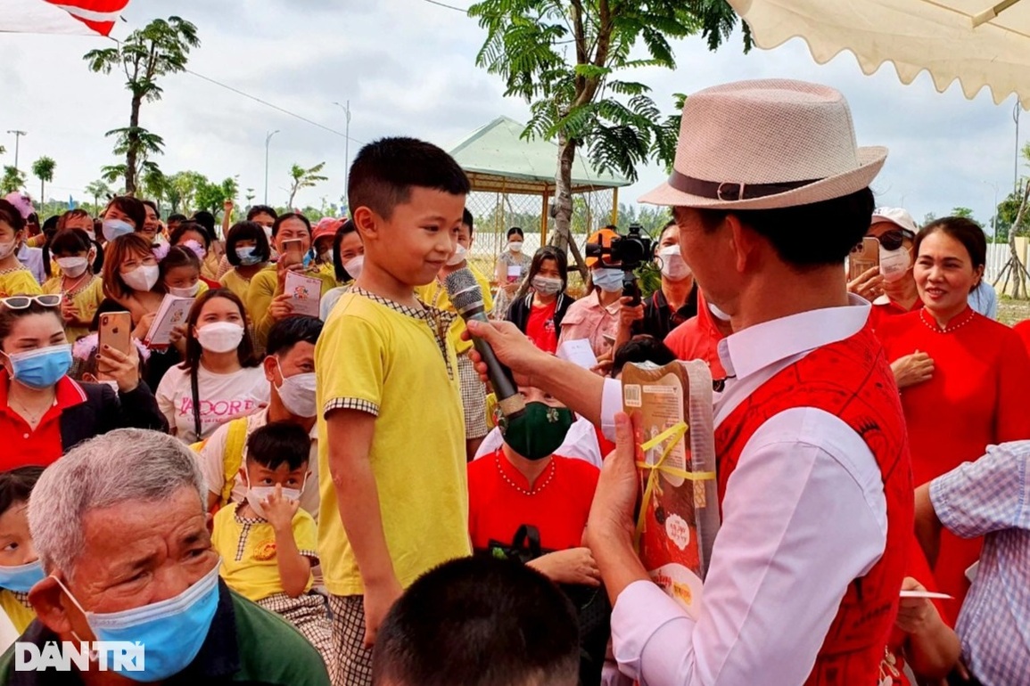 Huy động hỗ trợ trẻ em nghèo, khó khăn qua chương trình giáo dục cộng đồng - 1 Huy động hỗ trợ trẻ em nghèo, khó khăn qua chương trình giáo dục cộng đồng - 1